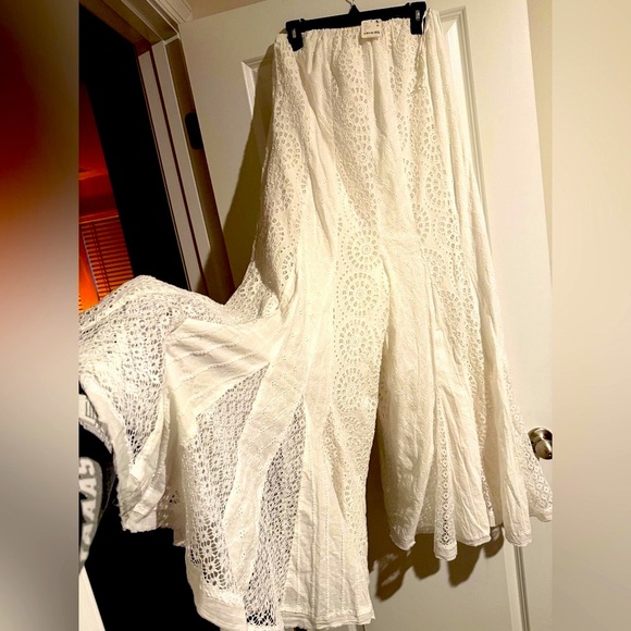 Free People Pants - Free People Ivory embroidered onesie 🔥 Size M